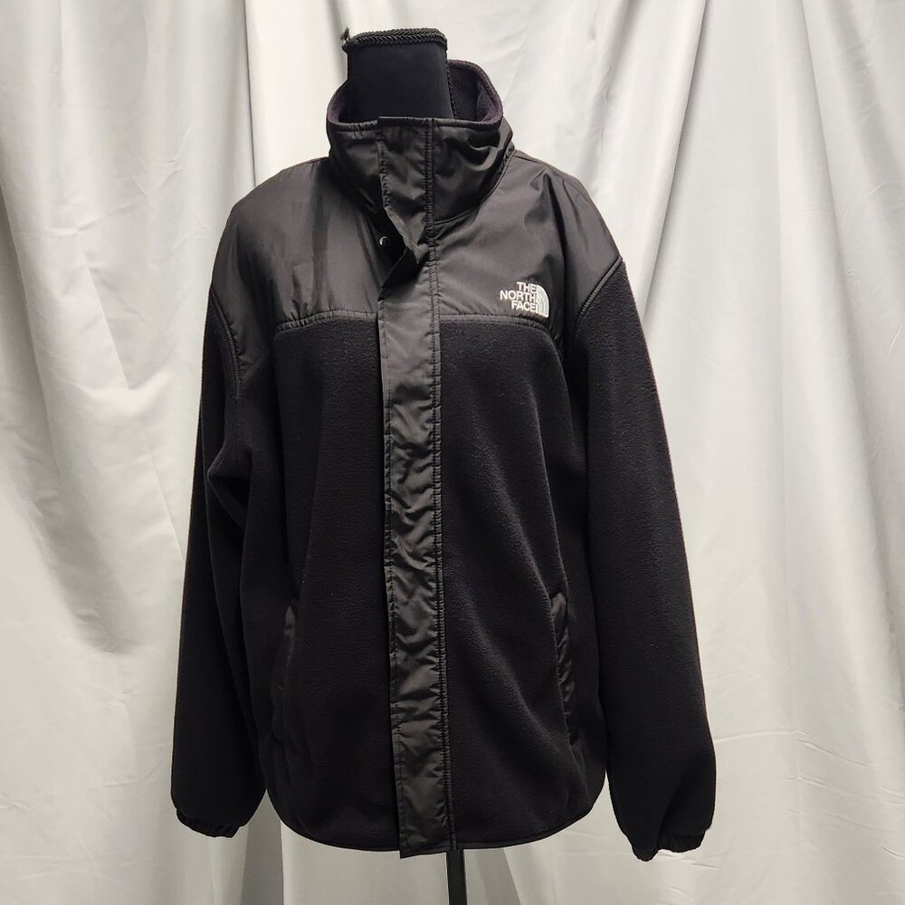 The North Face Men’s Black Fleece Zip Jacket – Size Medium – Logo Front & Back